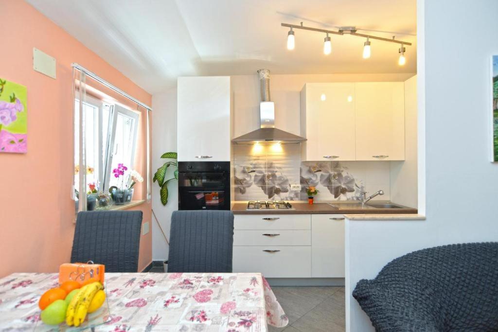 Apartman Eda Пула Экстерьер фото