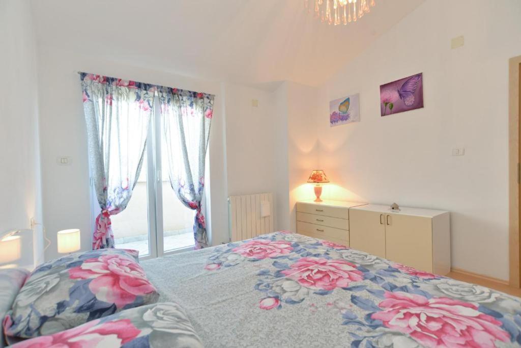 Apartman Eda Пула Экстерьер фото